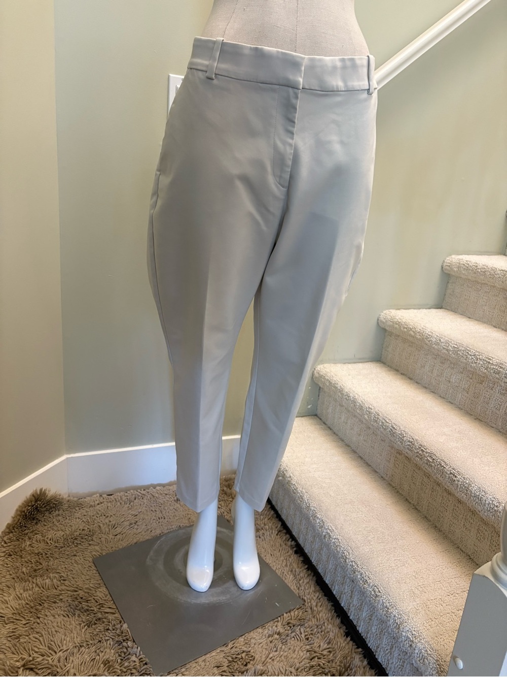 H&M Women’s Summer Dress Pants. Size 18 (runs small fit as 16)